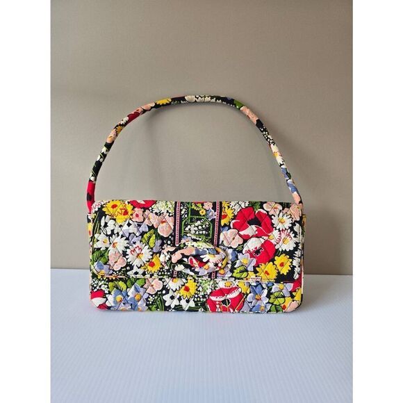 Vera Bradley Knot Just A Clutch Poppy Fields - Picture 1 of 9